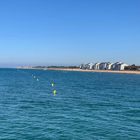 De Au Bord De Sur 샬레 *